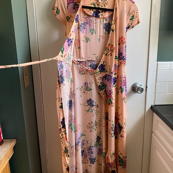 & Other Stories Midi Wrap Dress, Size 4 - Picture 4 of 13